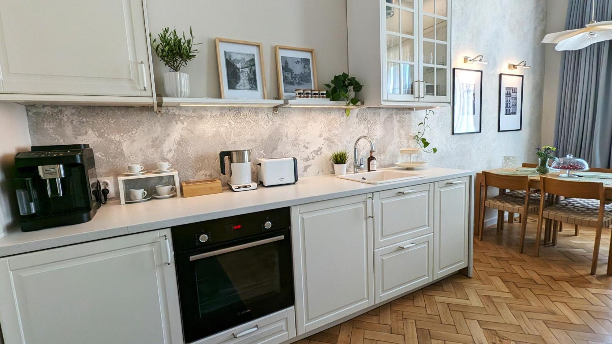 Apartment In Historic Center, Quiet Area, Ac シビウ 部屋 写真