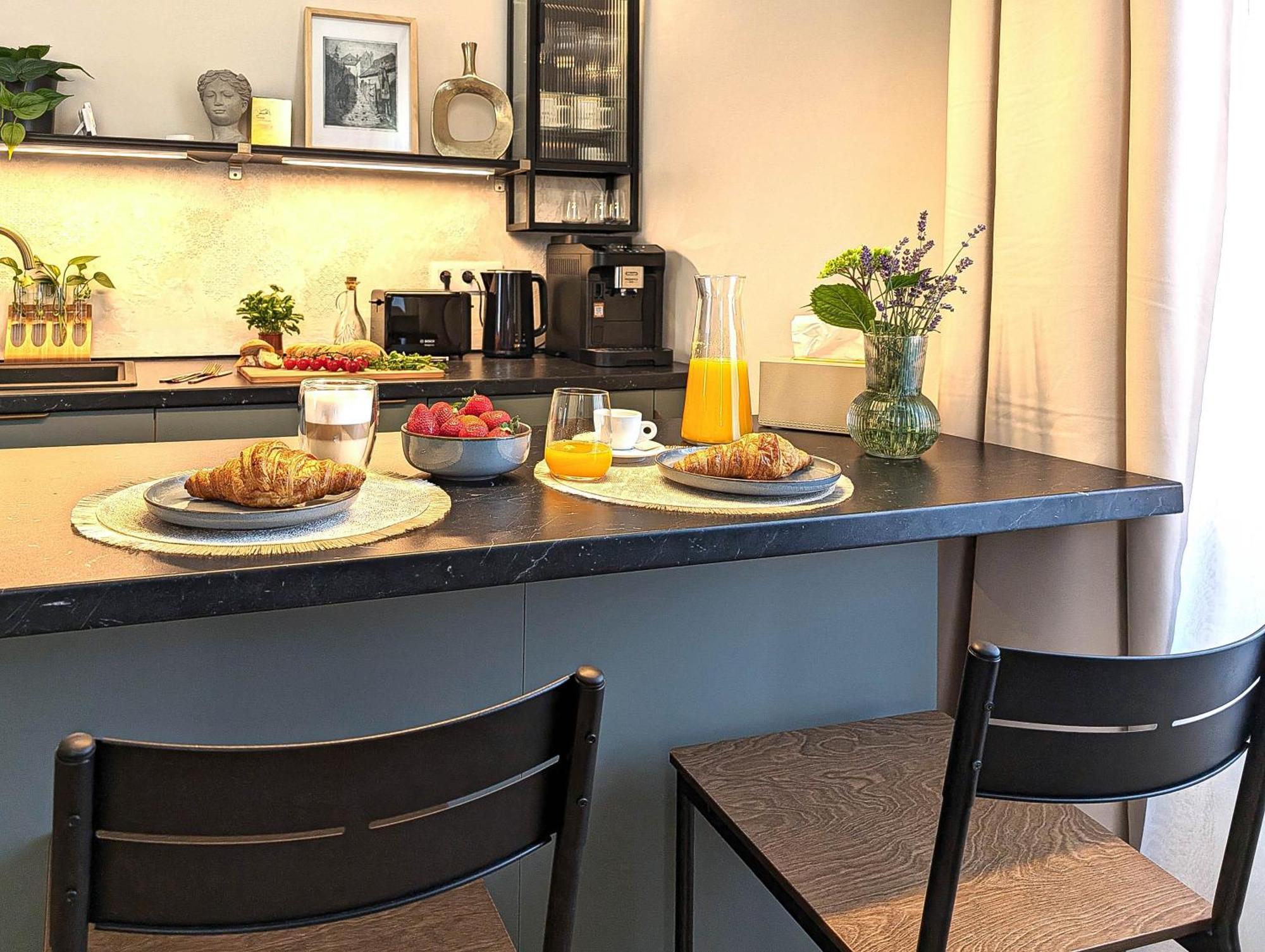 Apartment In Historic Center, Quiet Area, Ac シビウ エクステリア 写真
