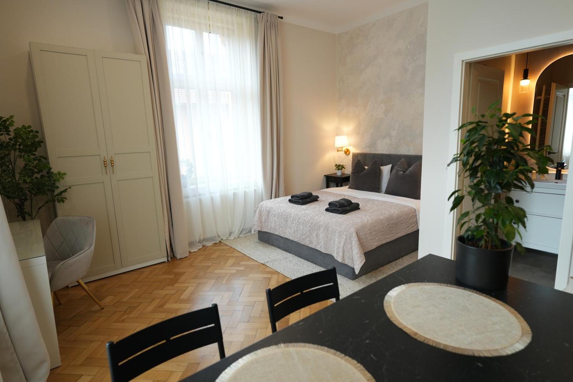 Apartment In Historic Center, Quiet Area, Ac シビウ エクステリア 写真