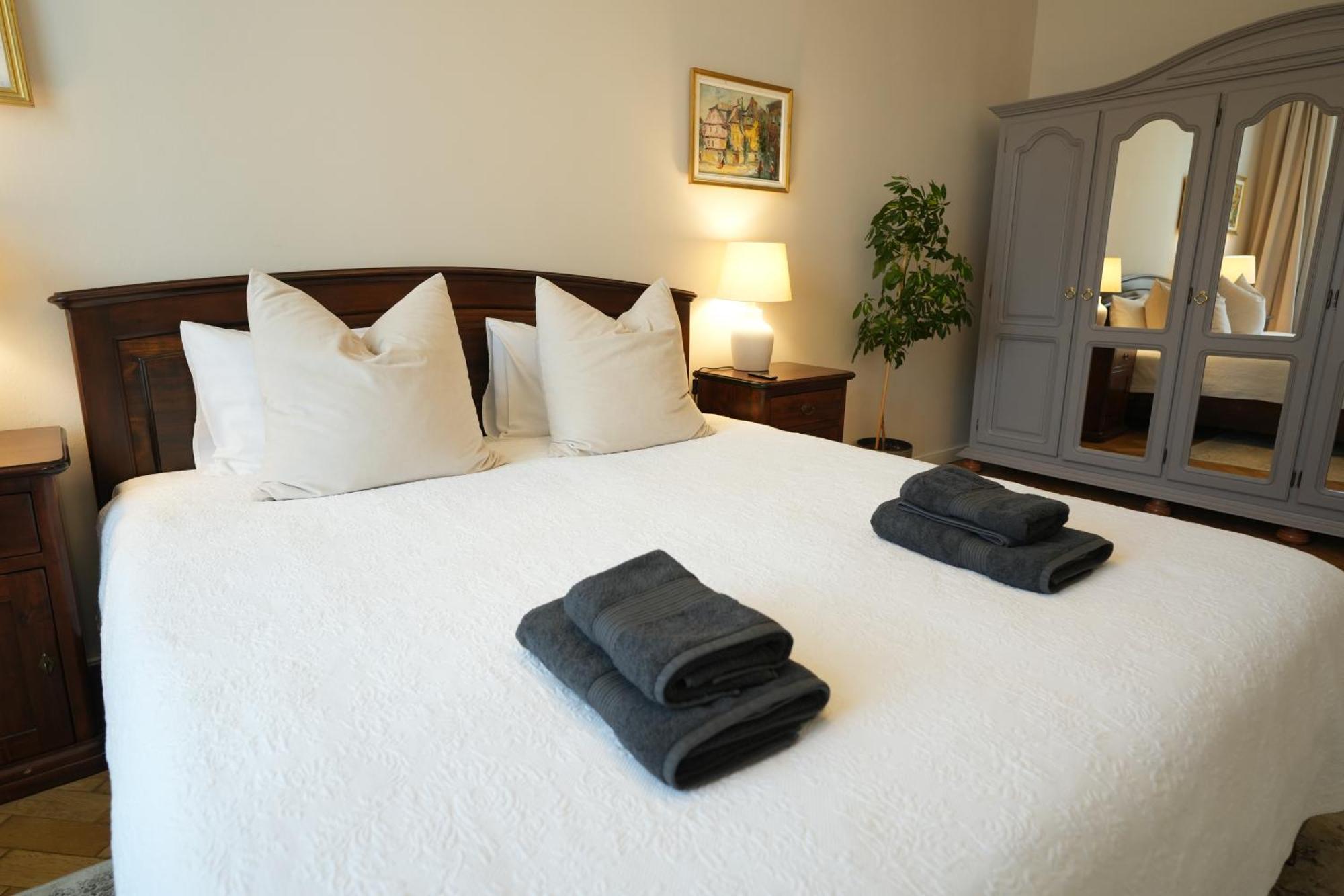 Apartment In Historic Center, Quiet Area, Ac シビウ エクステリア 写真